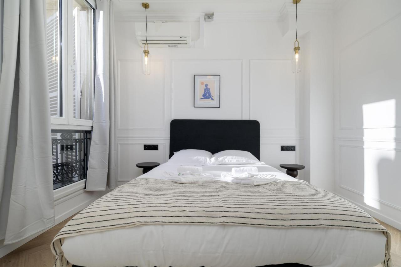 Poetic Stay - Champs Elysees Paris Exterior photo