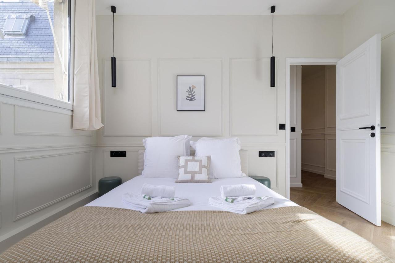 Poetic Stay - Champs Elysees Paris Exterior photo